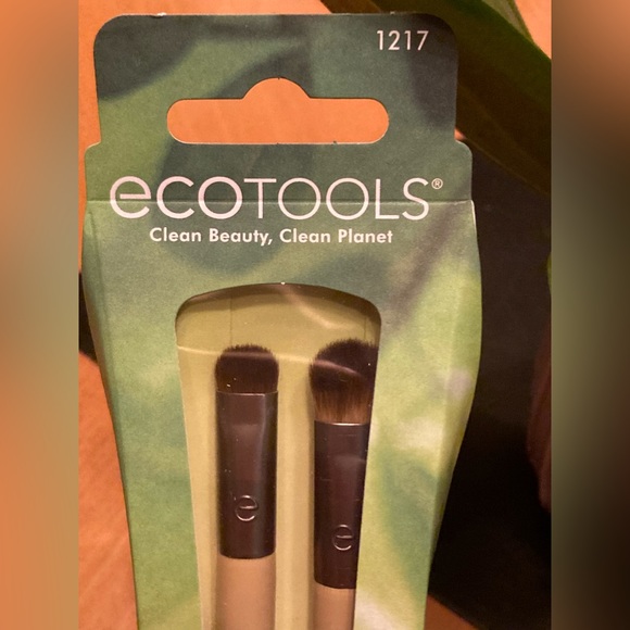 EcoTools Eye Enhancing Duo Makeup Brush Set - Picture 7 of 12